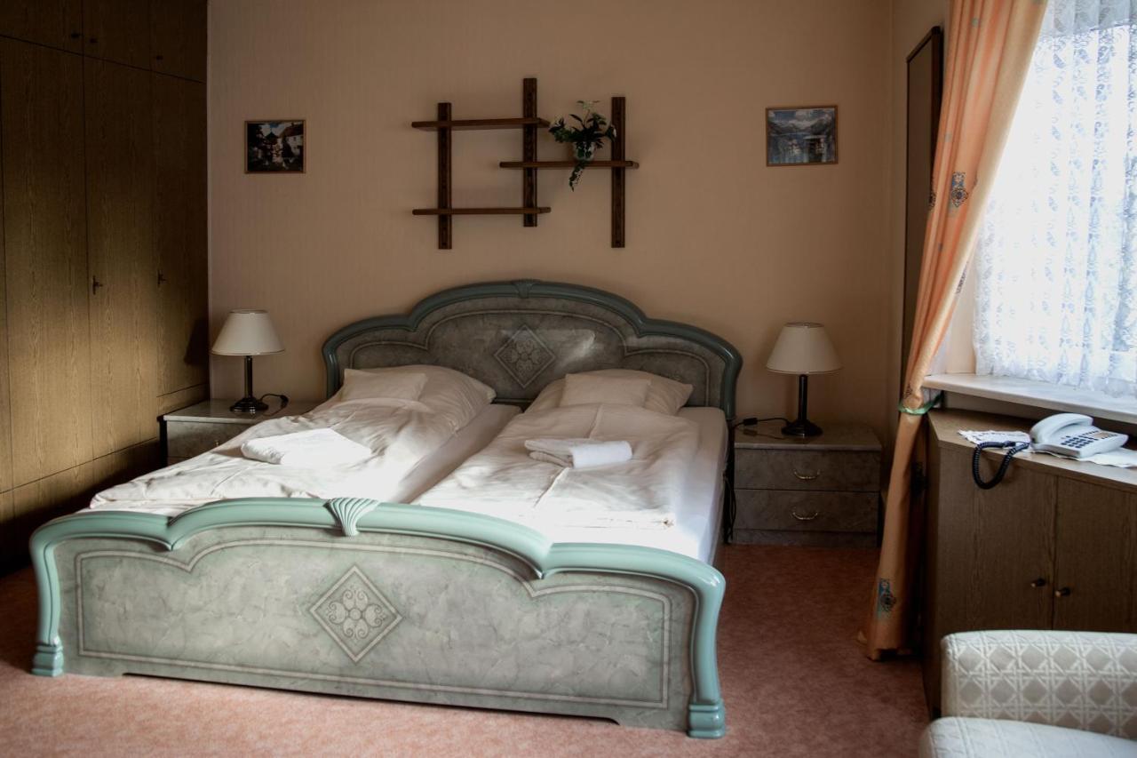Haus Mecklenburg Hotel Pension Бад Залцуфлен Екстериор снимка
