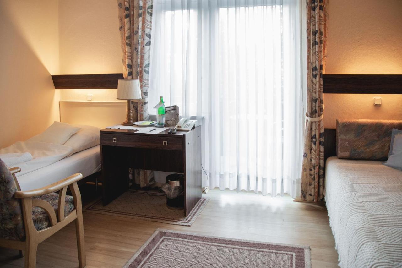 Haus Mecklenburg Hotel Pension Бад Залцуфлен Екстериор снимка